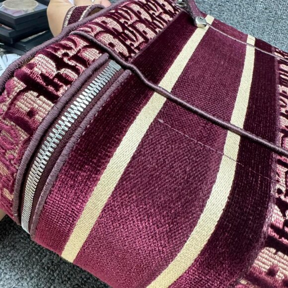 100% Authentic Christian Dior Vanity Case - Picture 4 of 15